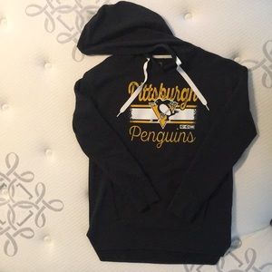 Pittsburgh Penguins NHL women’s crew neck hoodie